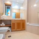 Atlantic Ocean 2bdr With Pool By Lovelystay