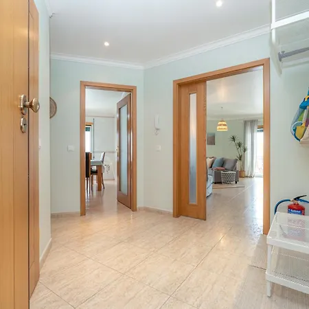 Atlantic Ocean 2bdr With Pool By Lovelystay Buarcos